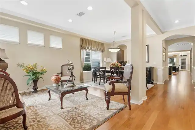 Listing Photo 7