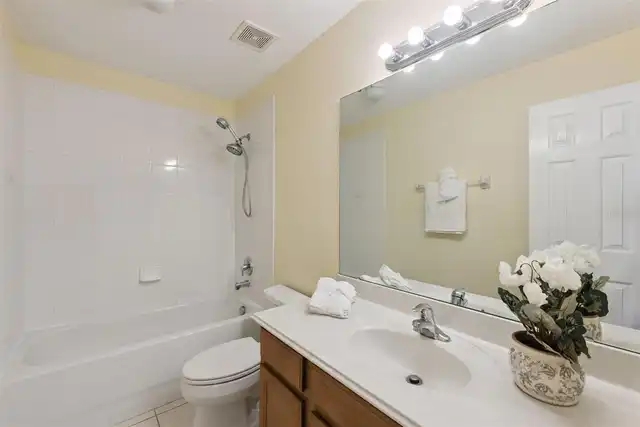 Listing Photo 20
