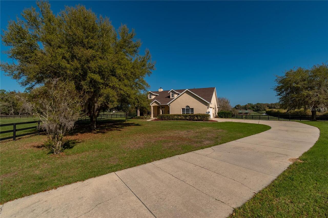 Listing Photo 12