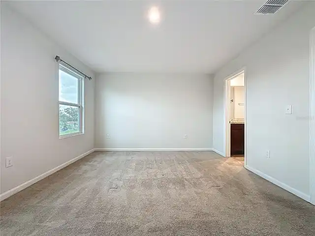 Listing Photo 33