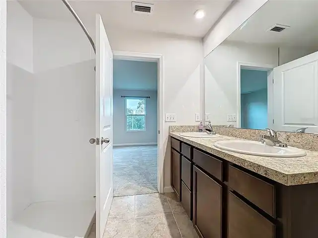 Listing Photo 37