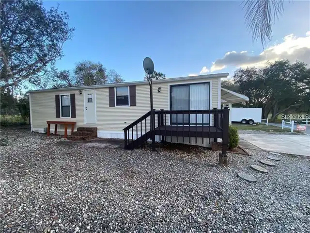 Listing Photo 9