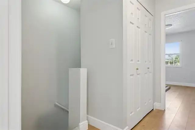 Listing Photo 9