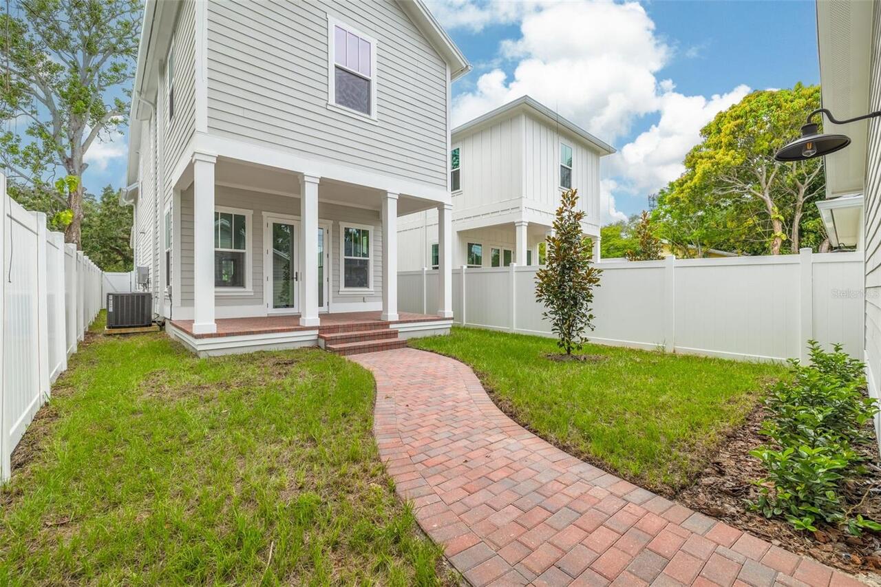 Listing Photo 32