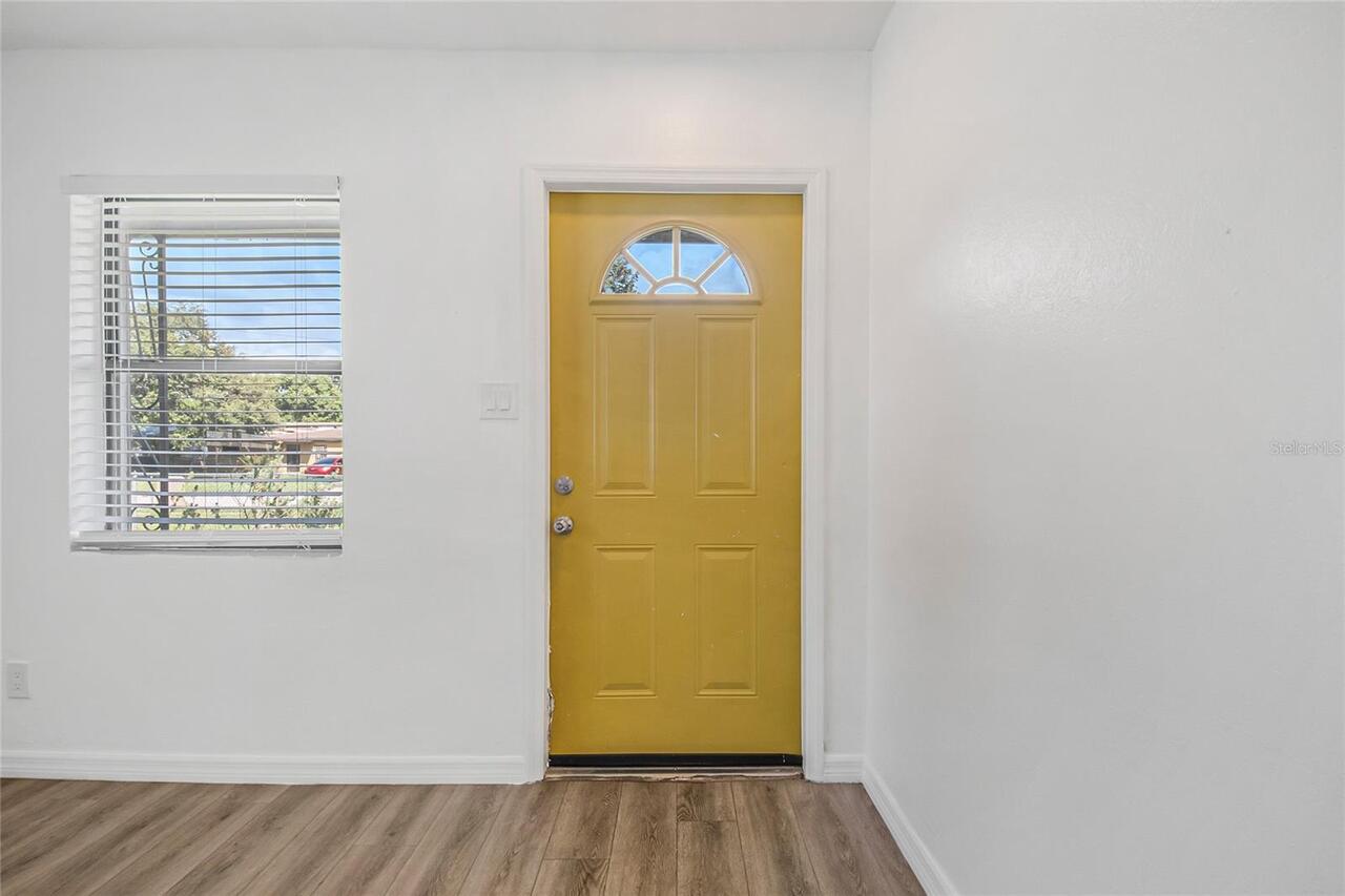 Listing Photo 9