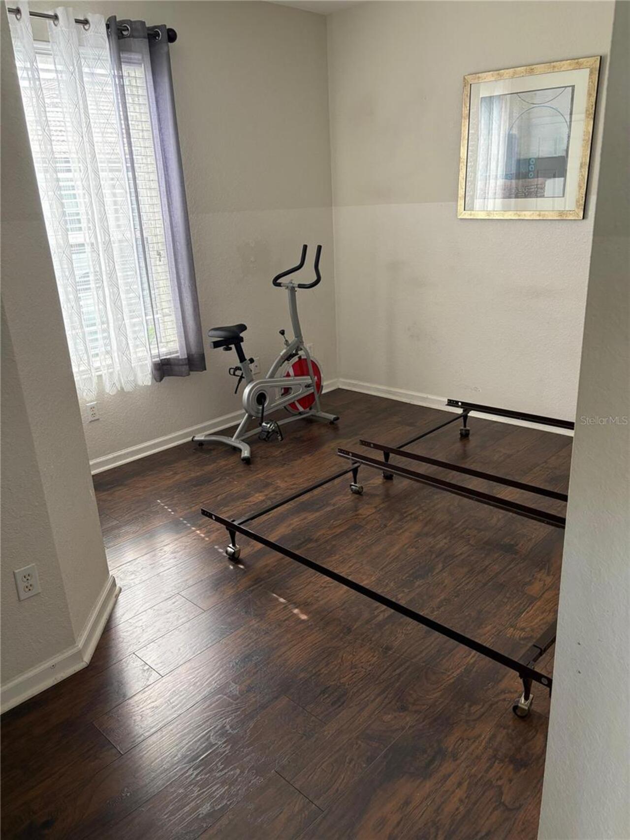 Listing Photo 17