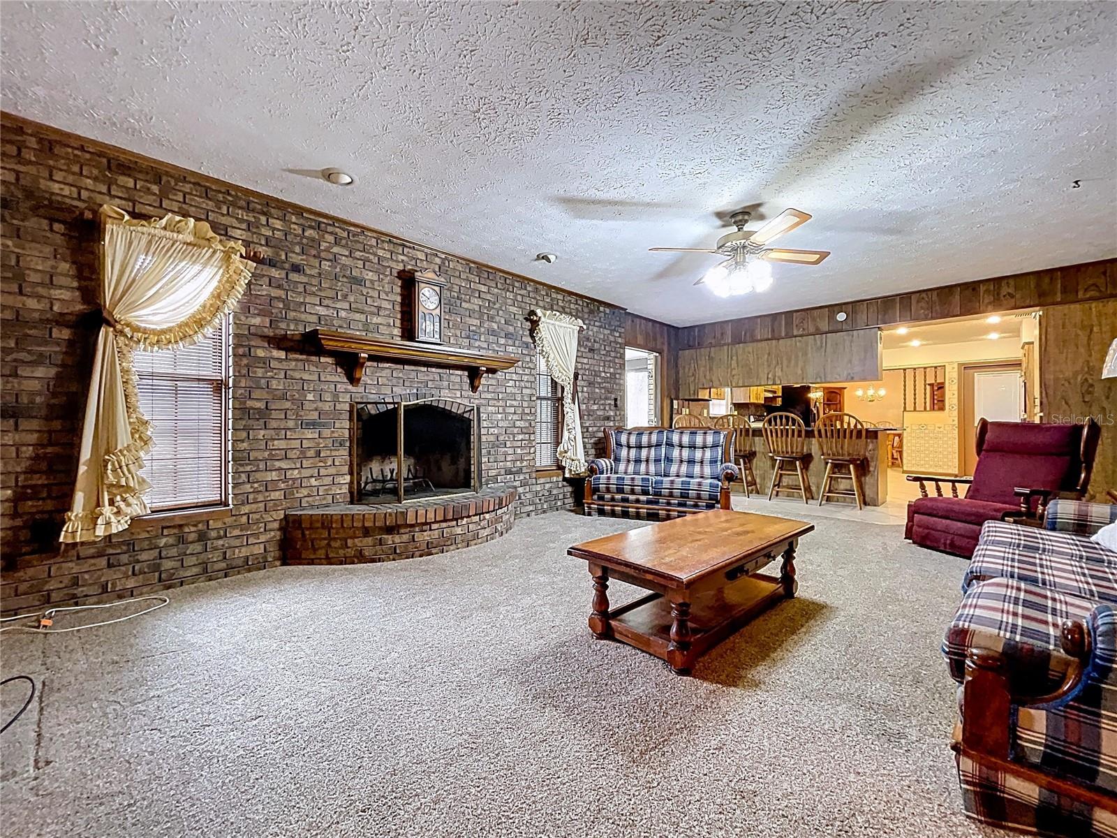 Listing Photo 9