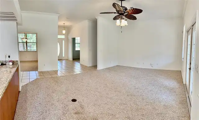Listing Photo 10