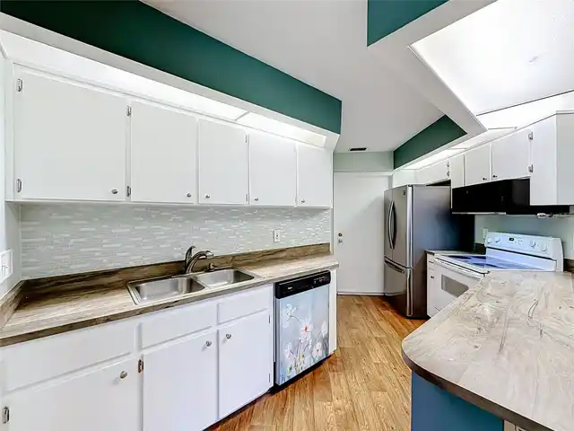 Listing Photo 13