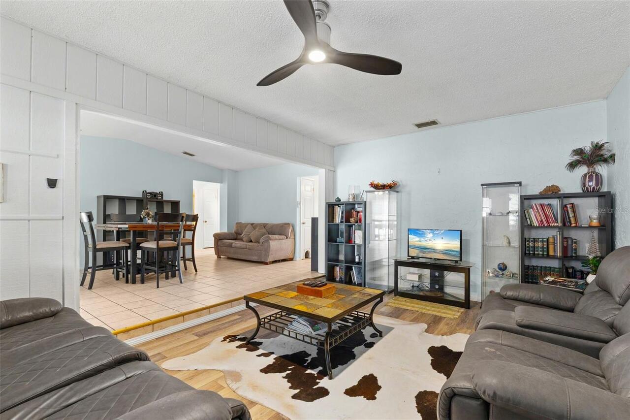 Listing Photo 12