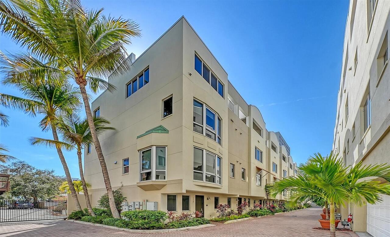 Sarasota Real Estate