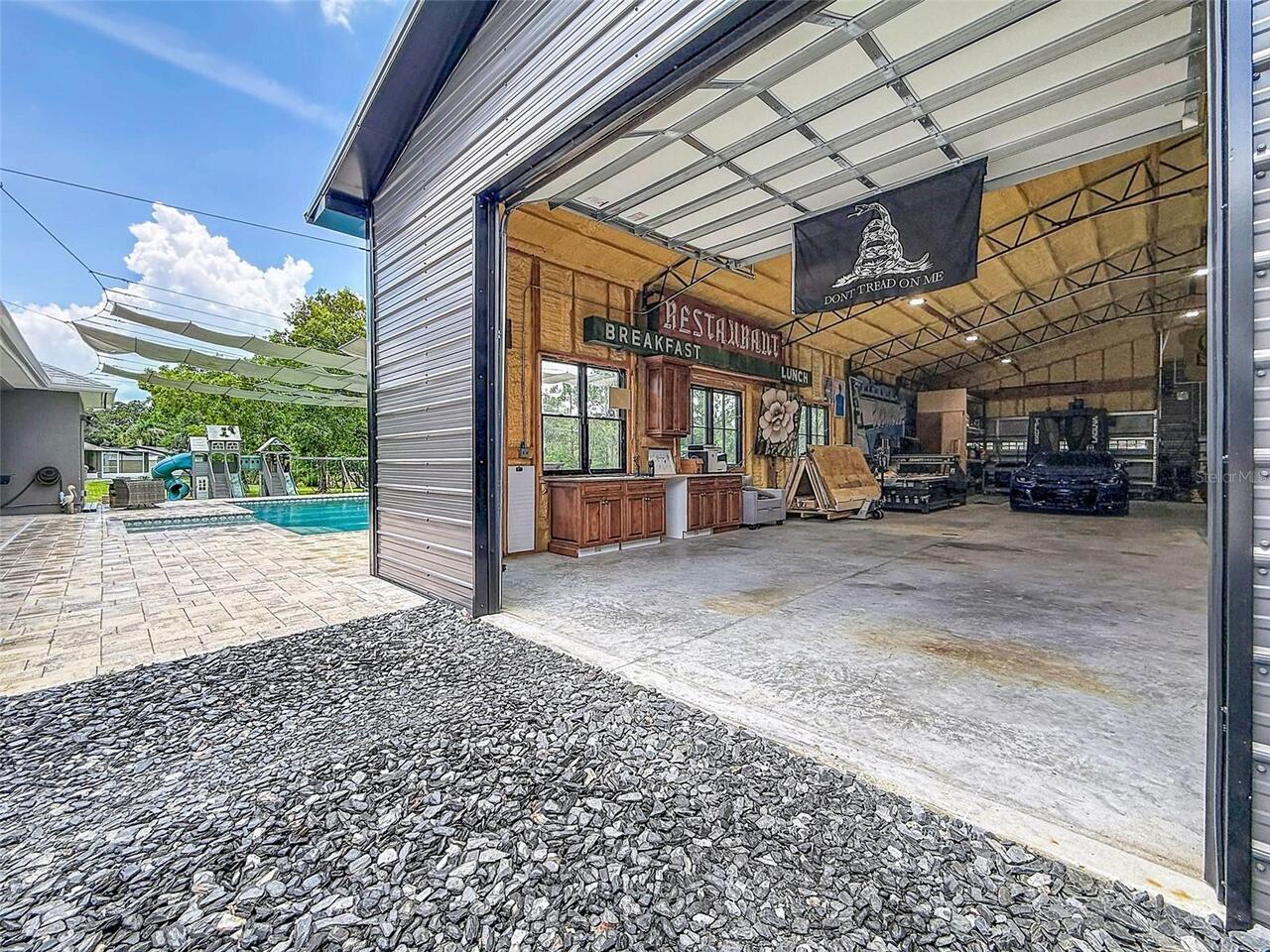 Listing Photo 6