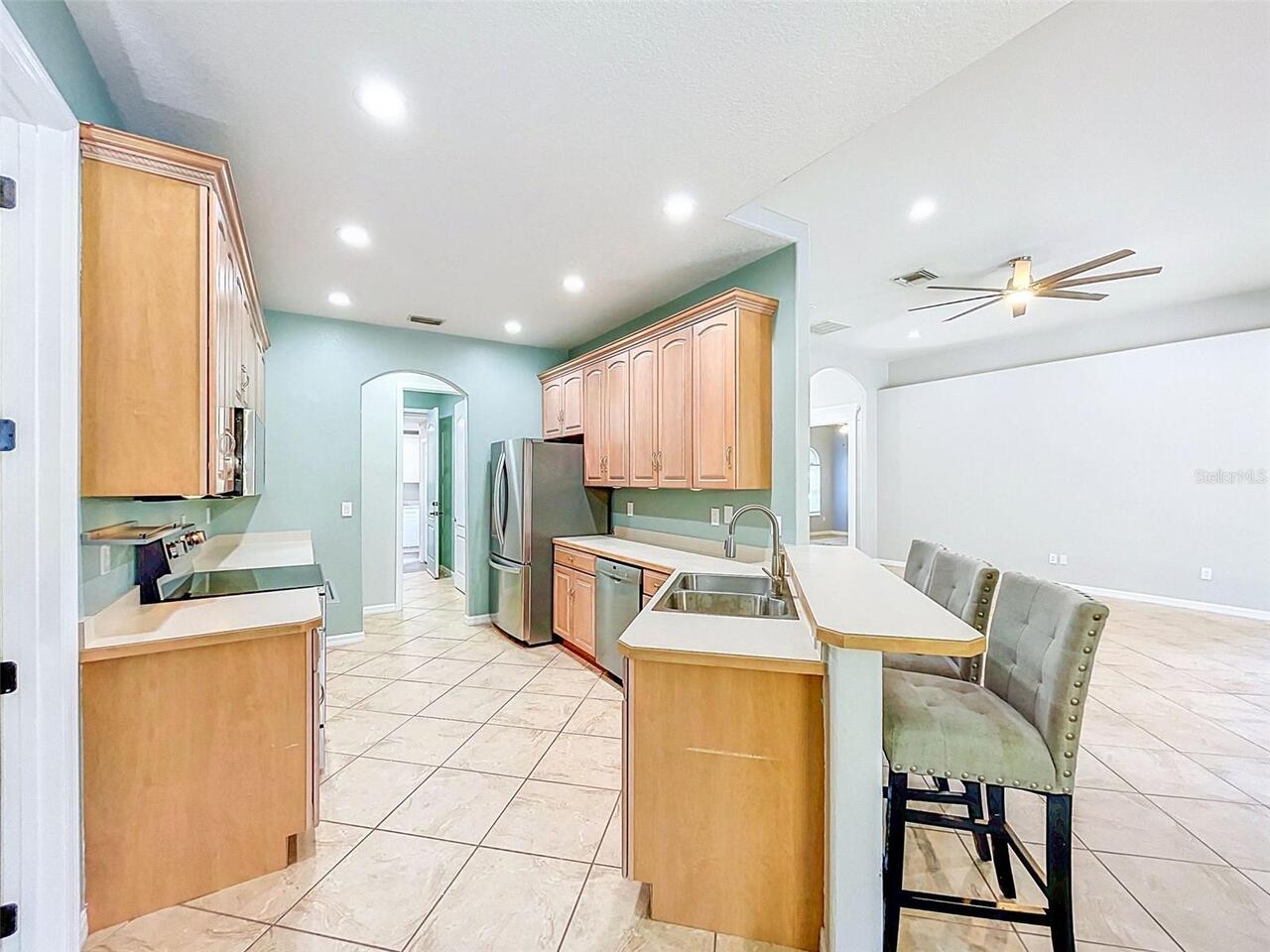 Listing Photo 11