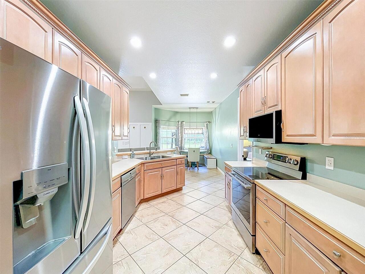 Listing Photo 12