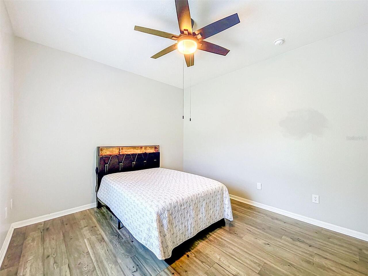 Listing Photo 28