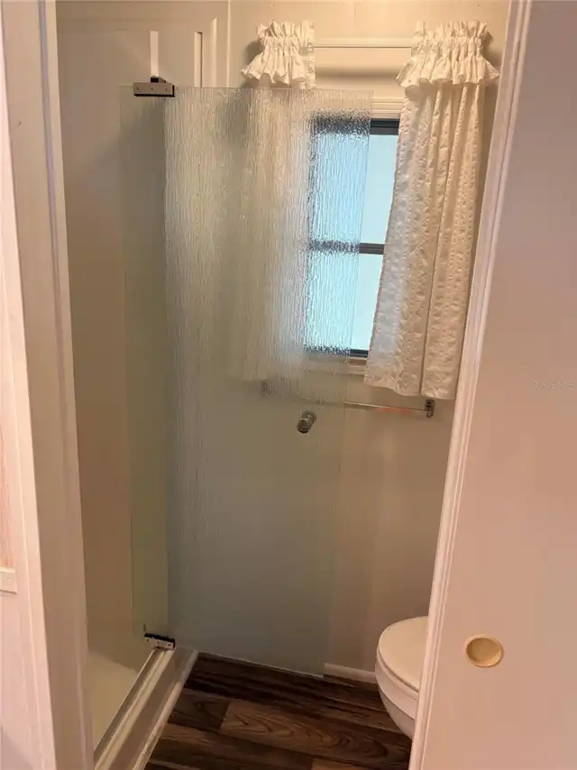 Listing Photo 14