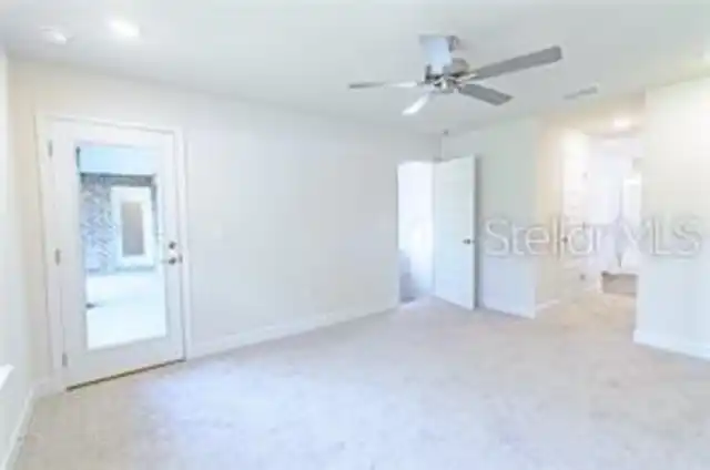Listing Photo 10
