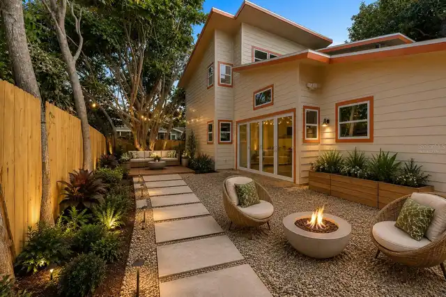 Listing Photo 11
