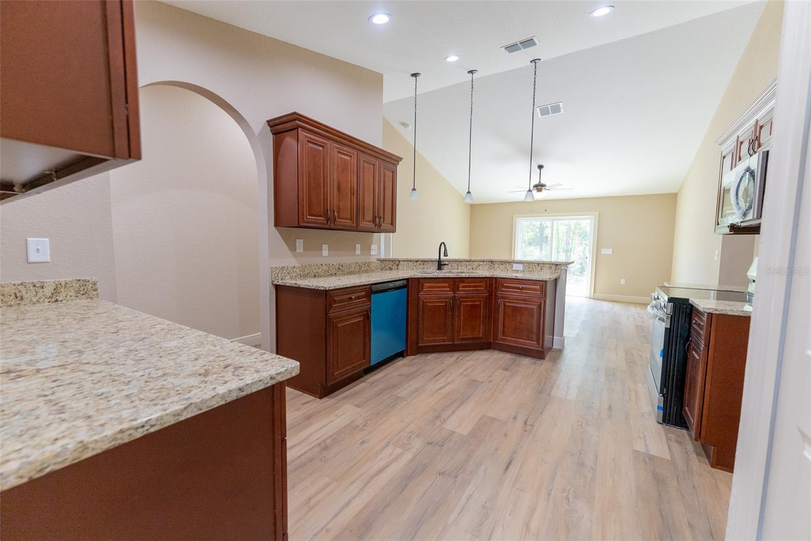 Listing Photo 18