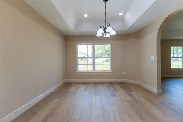 Listing Photo 16