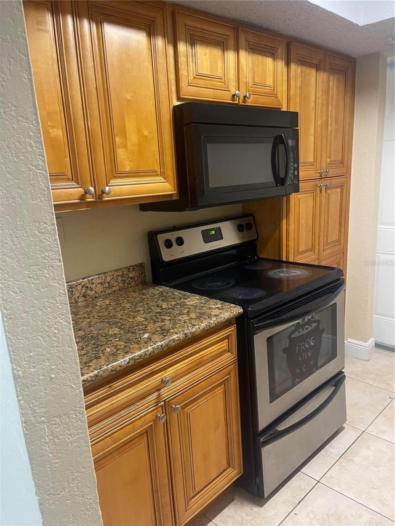 Listing Photo 12