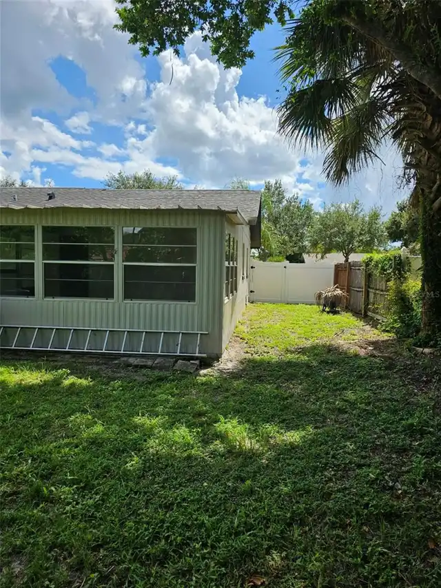 Listing Photo 17