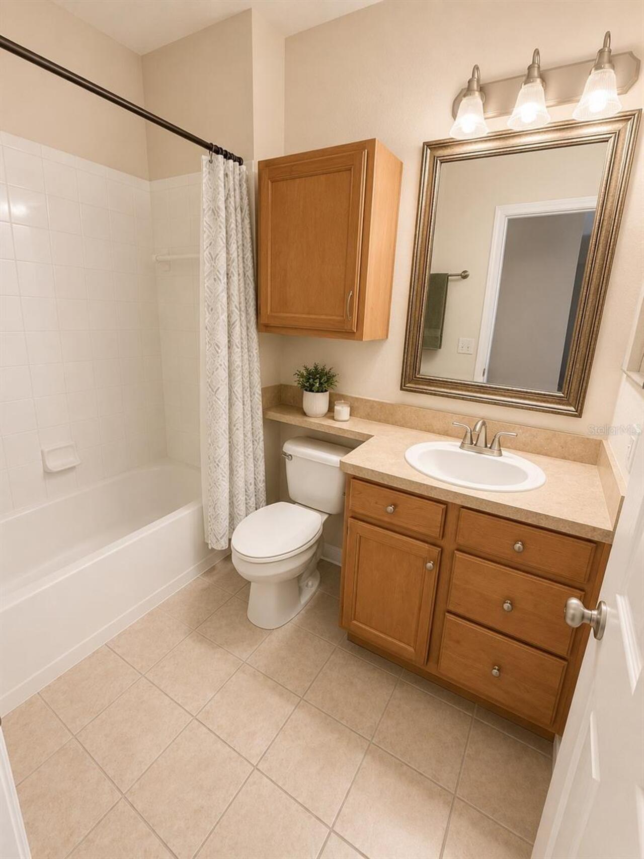 Listing Photo 10