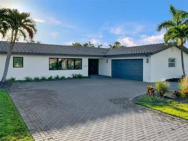 Listing Photo 34