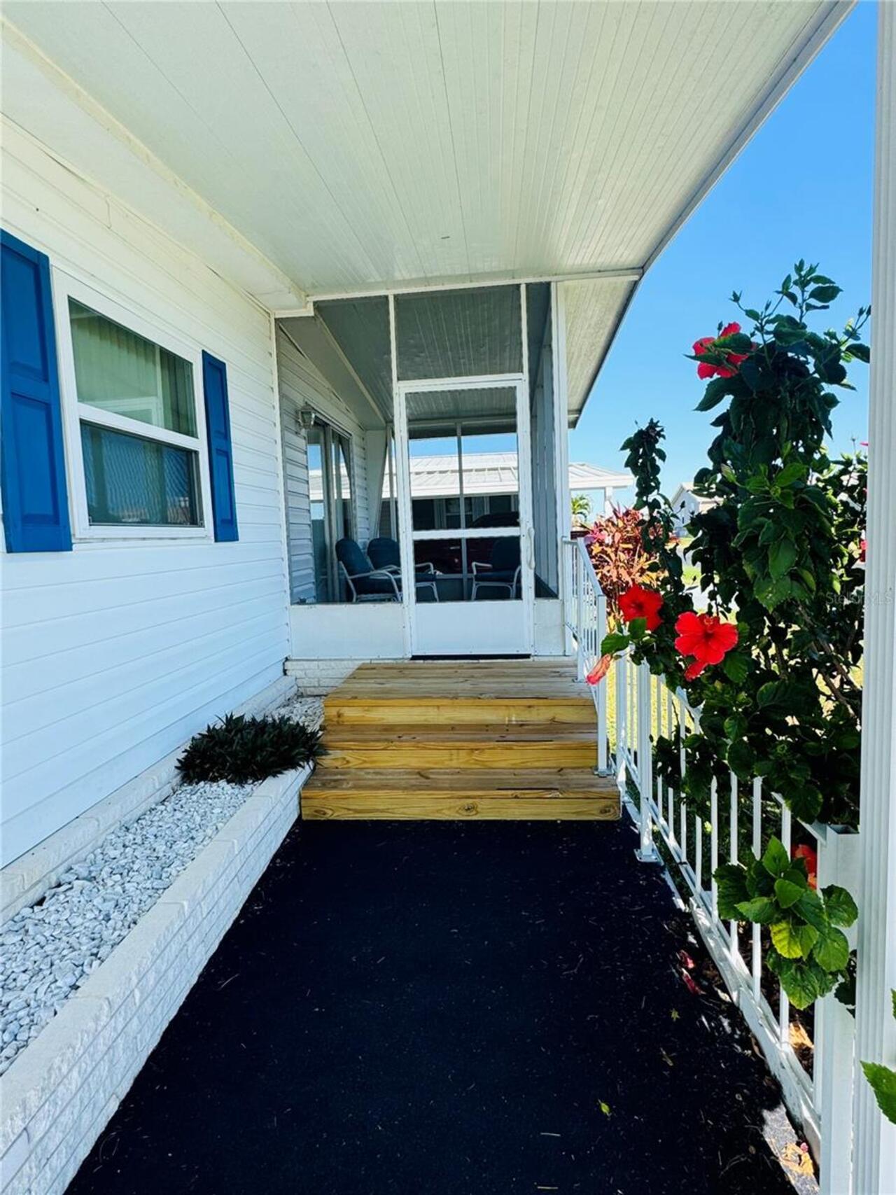 Listing Photo 12