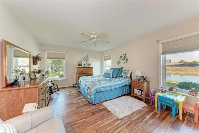 Listing Photo 37