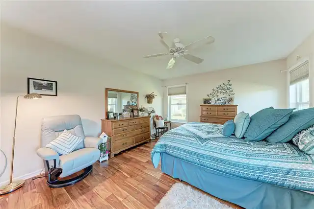 Listing Photo 38