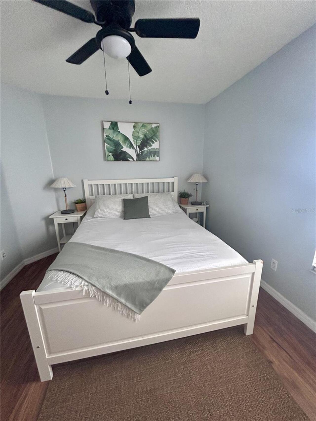 Listing Photo 9