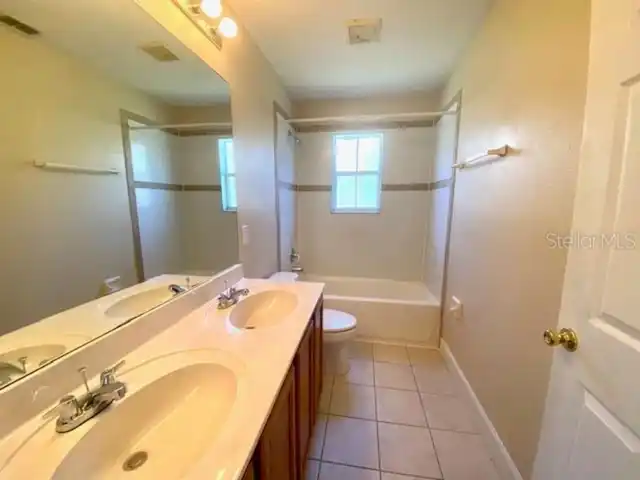 Listing Photo 22