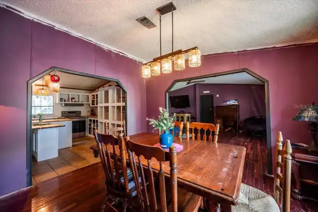 Listing Photo 8