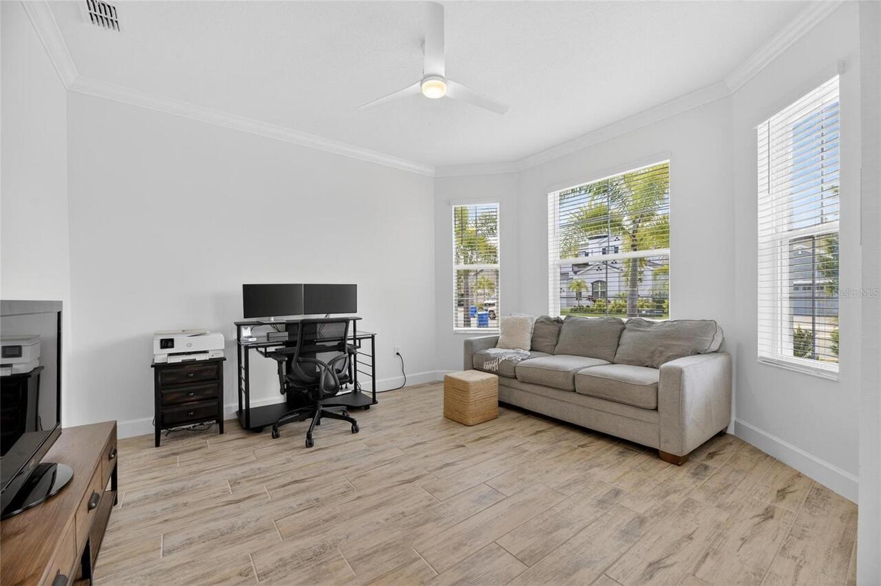 Listing Photo 10