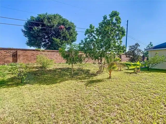 Listing Photo 16