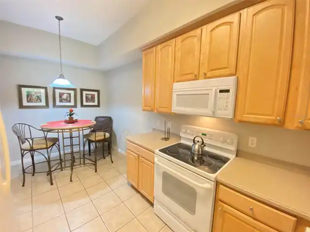 Listing Photo 7