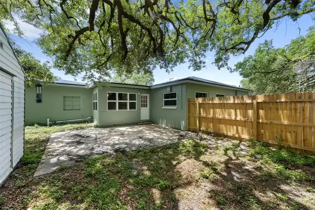 Listing Photo 34