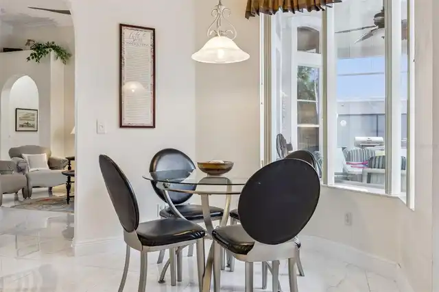 Listing Photo 19