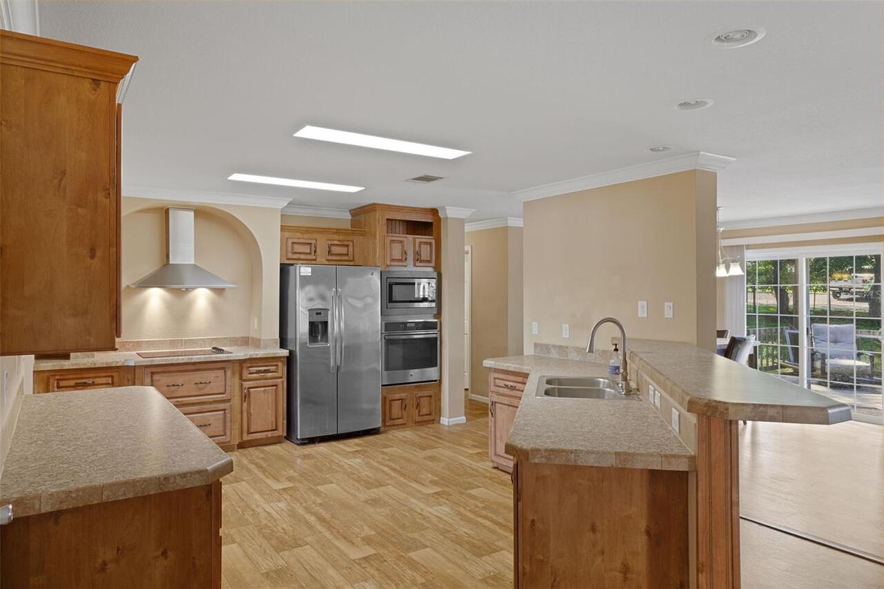 Listing Photo 19