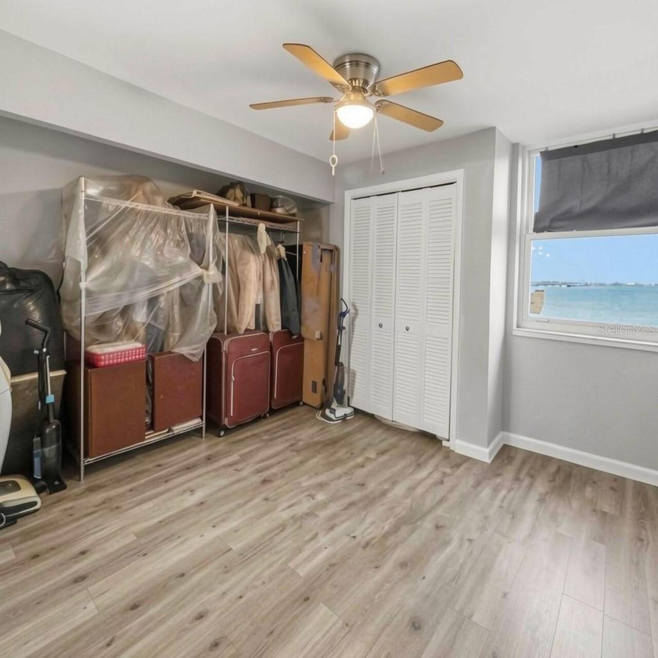 Listing Photo 8