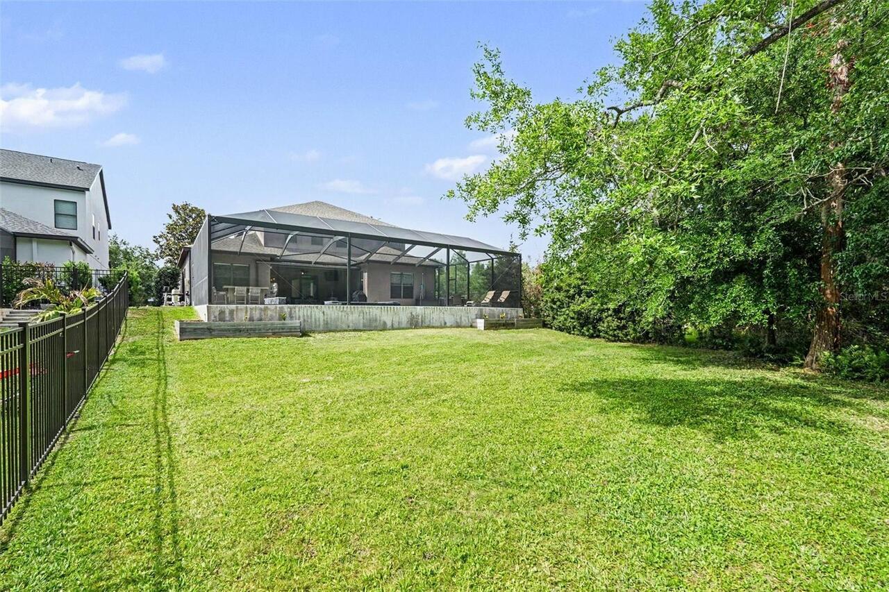 Listing Photo 37