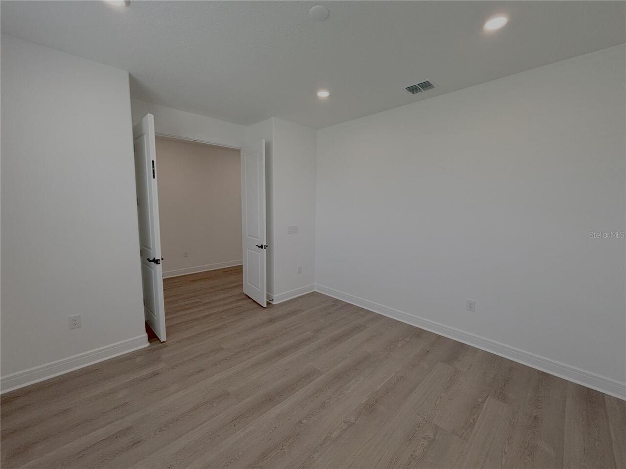 Listing Photo 37