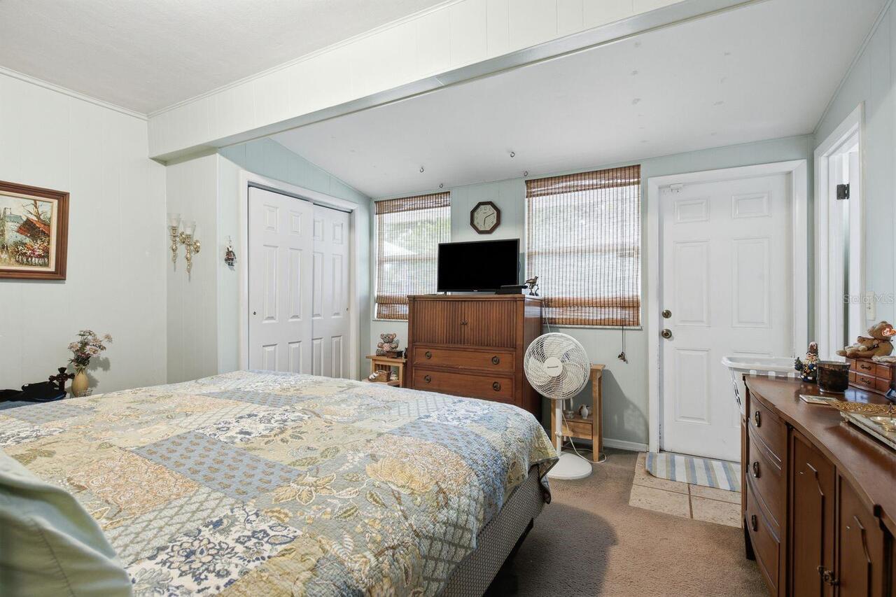Listing Photo 14