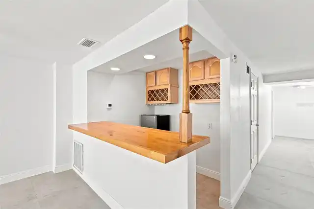 Listing Photo 37