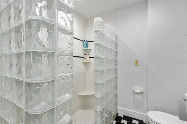 Listing Photo 28