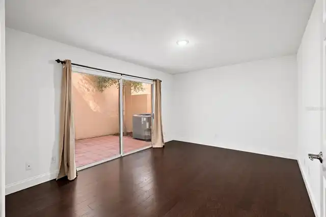Listing Photo 20