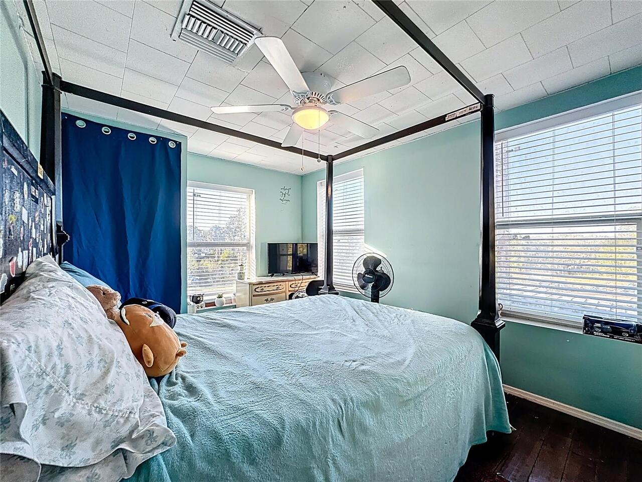 Listing Photo 22