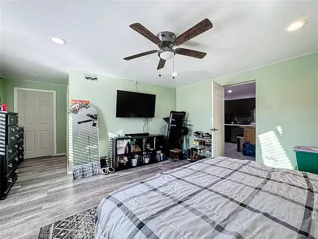 Listing Photo 30