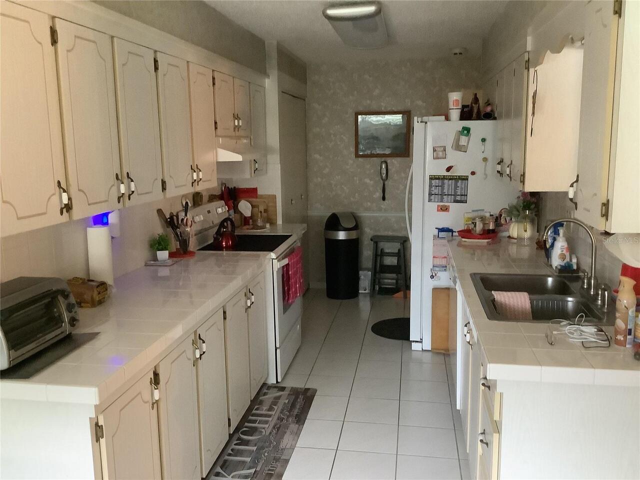 Listing Photo 10
